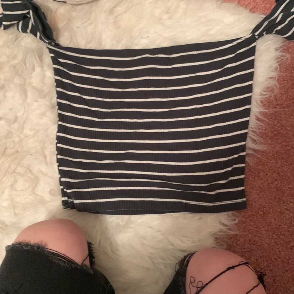 forever 21 crop top! size small!